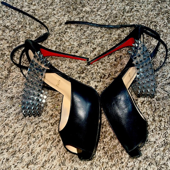 Rebel Louis Vuitton heels - Picture 1 of 6